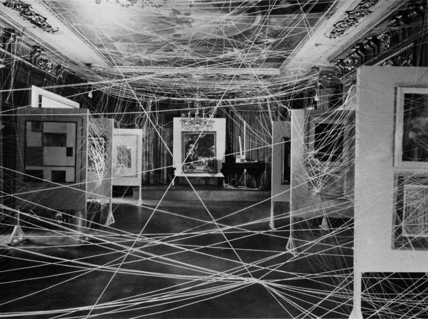 Duchamp-Mile-of-string-1942