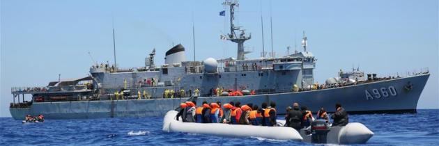 Migranti navi guerra Libia